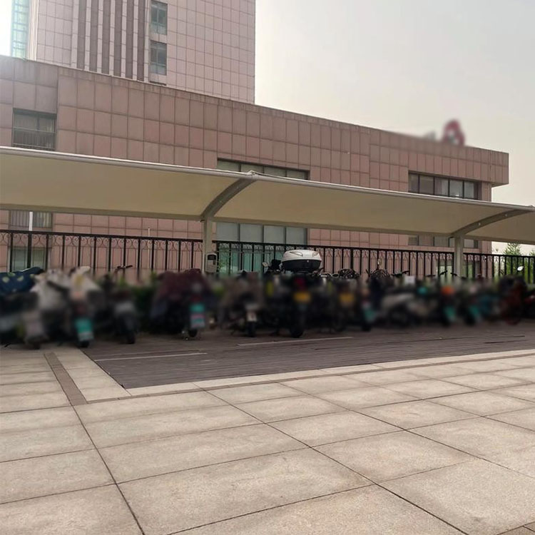 泰来县膜结构电动车棚